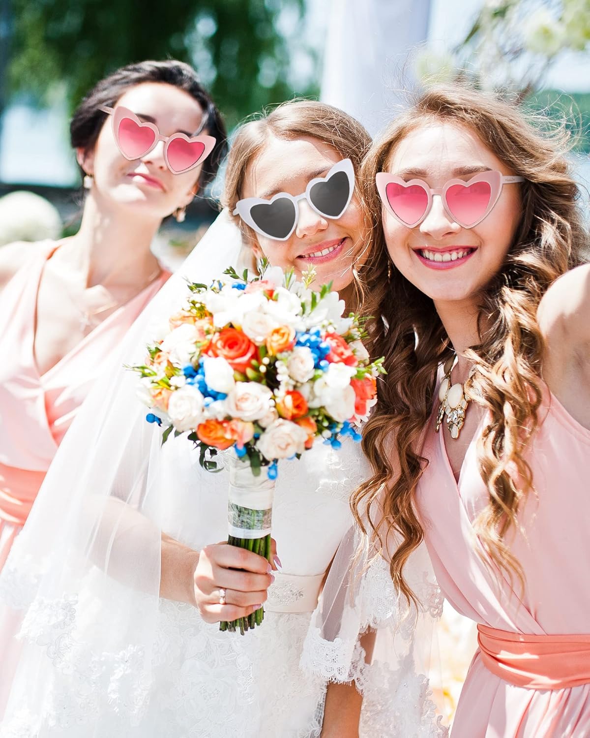 Flutesan 20 Pairs Retro Heart Sunglasses Vintage Cat Eye Heart Glasses Women Bachelorette Bride Sunglasses Bulk