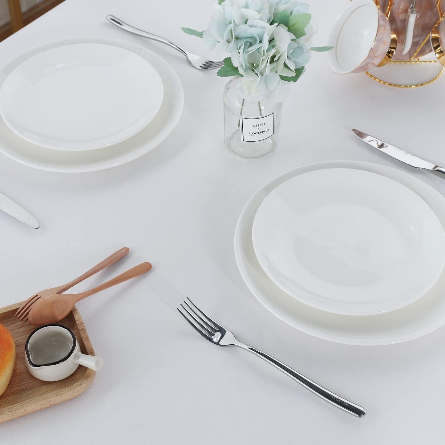 Fitable Square Tablecloth 54x54 inch Tablecloth Stain and Wrinkle Resistant Washable Polyester Table Cloth for Buffet Parties and Camping, White