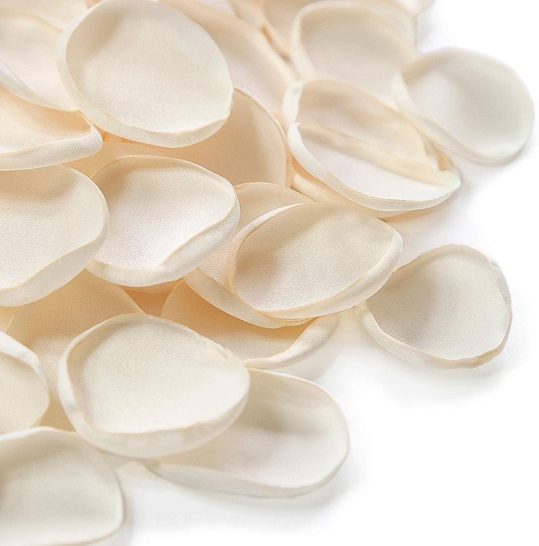 Floroom 500pcs Rose Petals Cream Faux Silk Flower Petals for Wedding Flower Girl Basket Aisle Scatter Dinner Table Centerpieces Party Confetti Bridal Shower Romantic Night Decoration