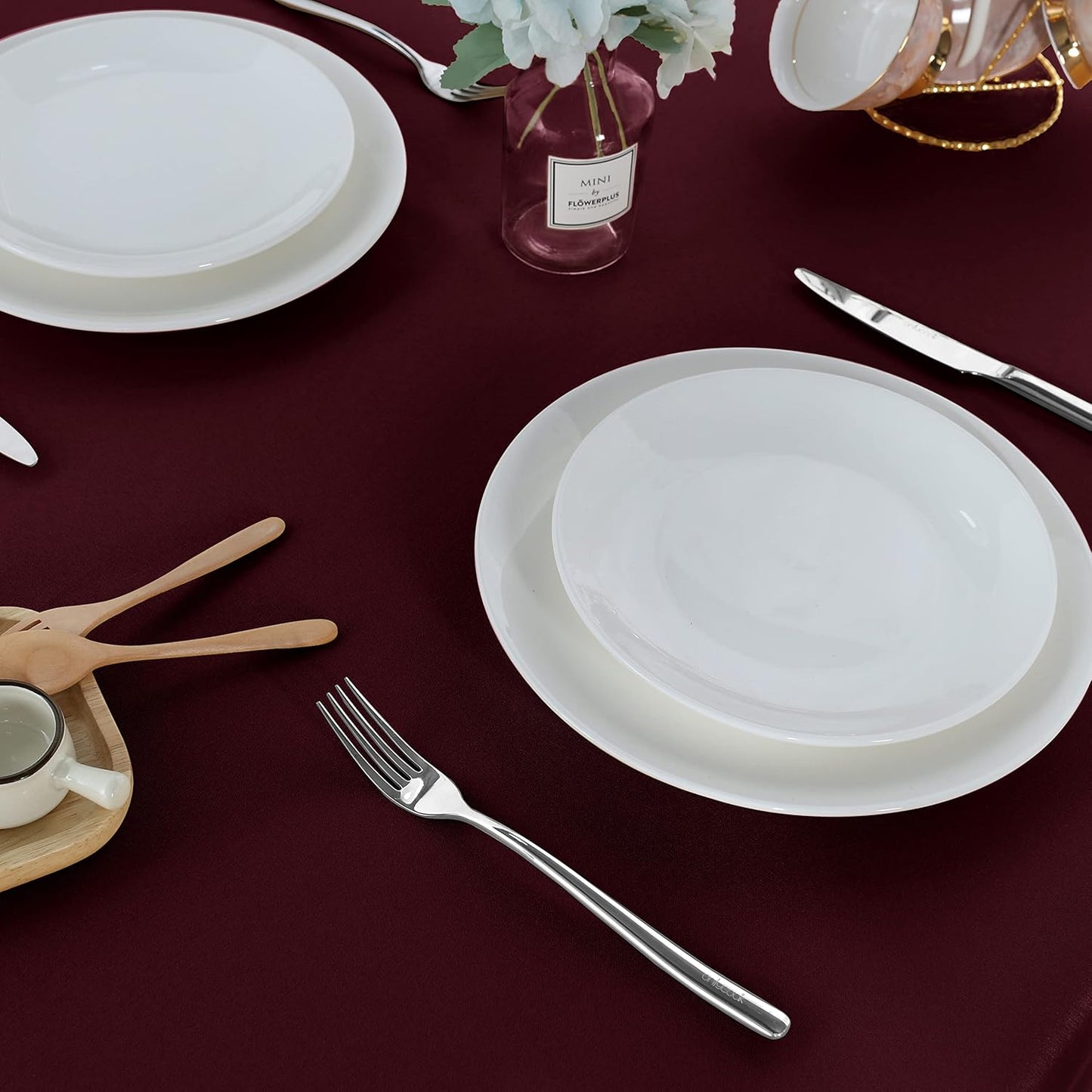 Fitable Square Tablecloth 60x60 inch Tablecloth Stain and Wrinkle Resistant Washable Polyester Table Cloth for Buffet Parties and Camping, Burgundy