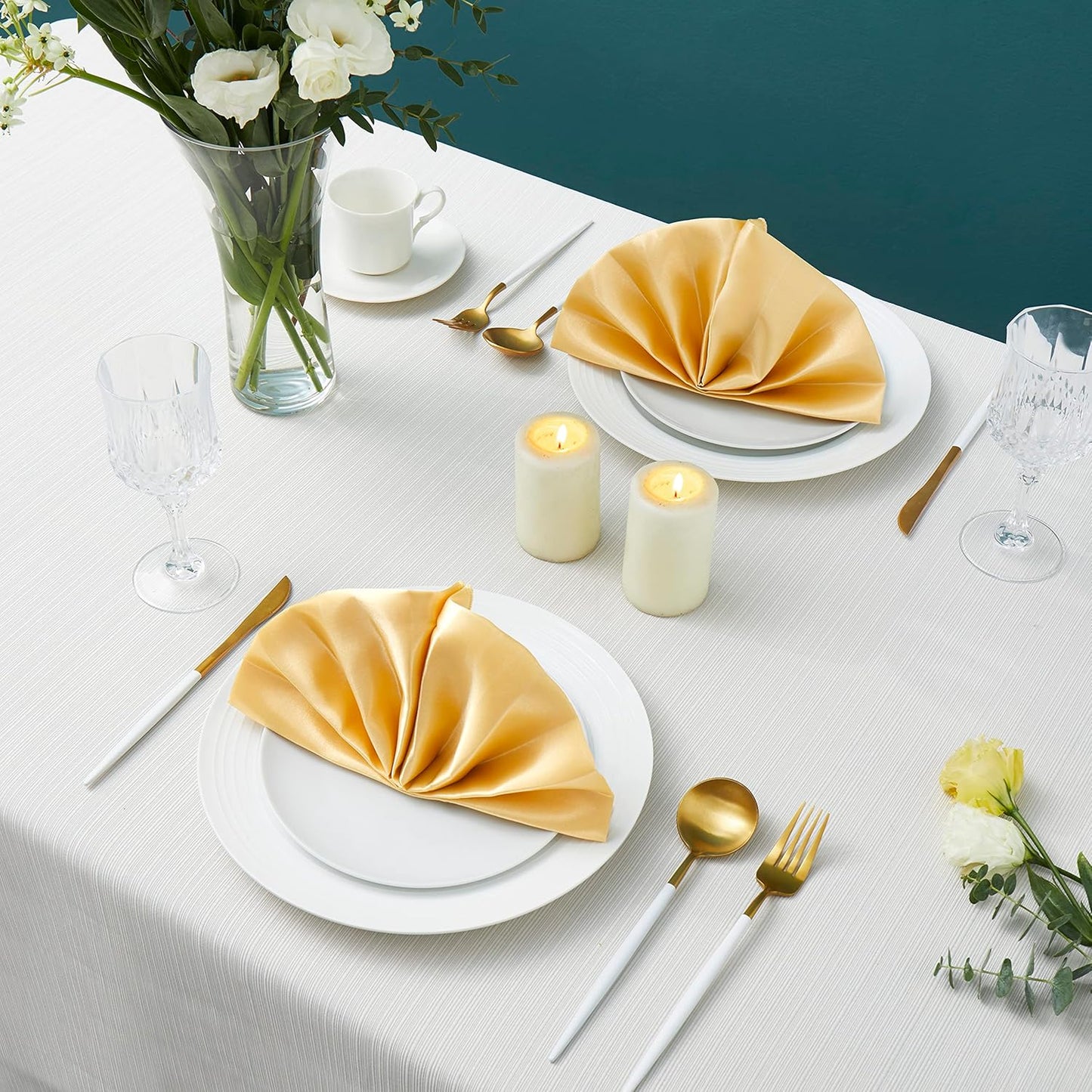 100 Pack Square Satin Dinner Napkins, 20x20 Inches Silky Soft Smooth Table Cloth Napkins for Restaurant Weddings Banquet Party Decoration, Gold