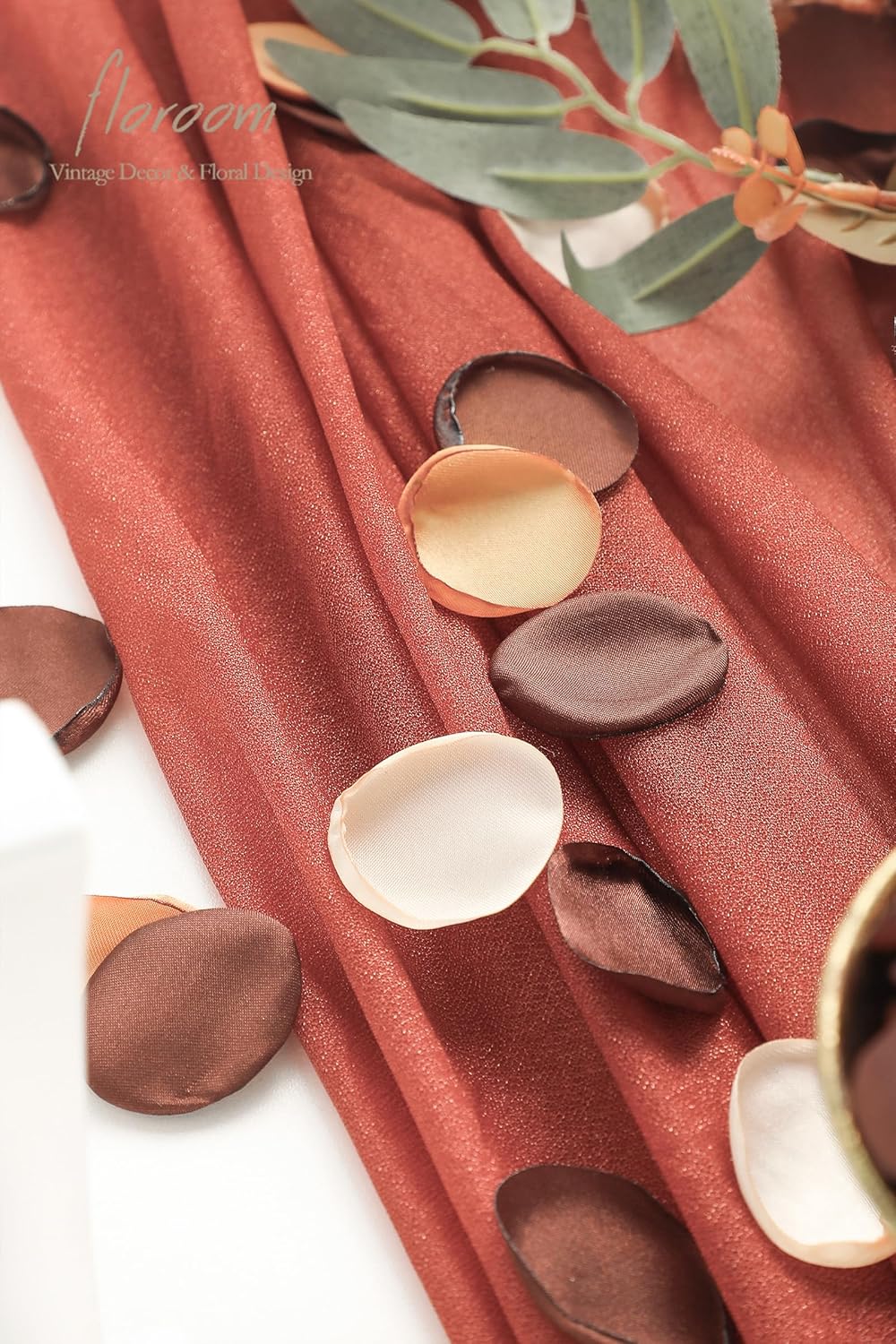 Floroom 300pcs Rose Petals Rust Brown Earth Tones Faux Silk Flower Petals for Wedding Flower Girl Basket Aisle Scatter Dinner Table Centerpieces Party Confetti Bridal Shower Romantic Night Decoration