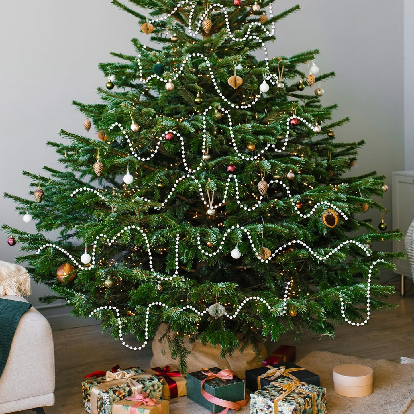 100 Feet White Christmas Tree Garland, Artificial Beads Strands Chain, Christmas Tree Decorations for DIY Xmas Tree Decorations Fireplace Balcony Home Party Decor